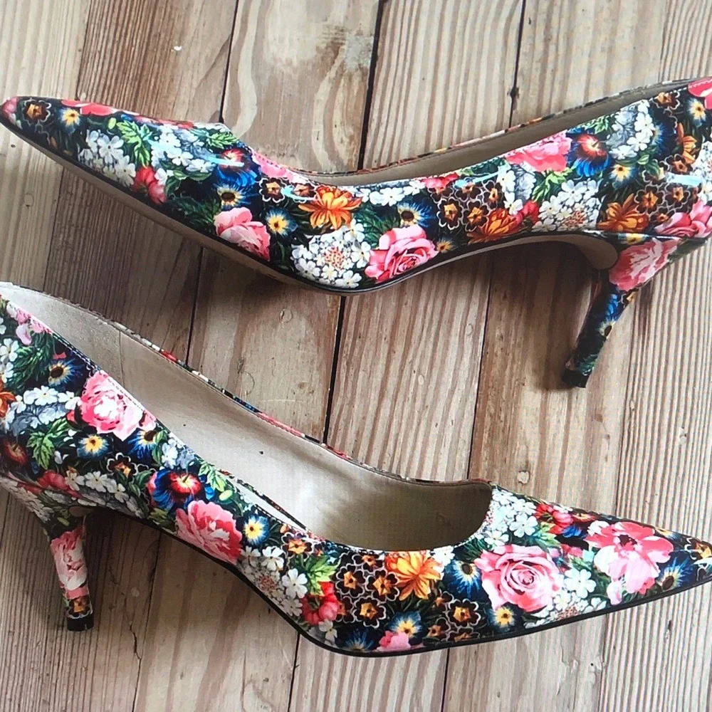 Nine West Floral Pointed-Toe Stiletto Heels in Black with Pink and Orange Roses